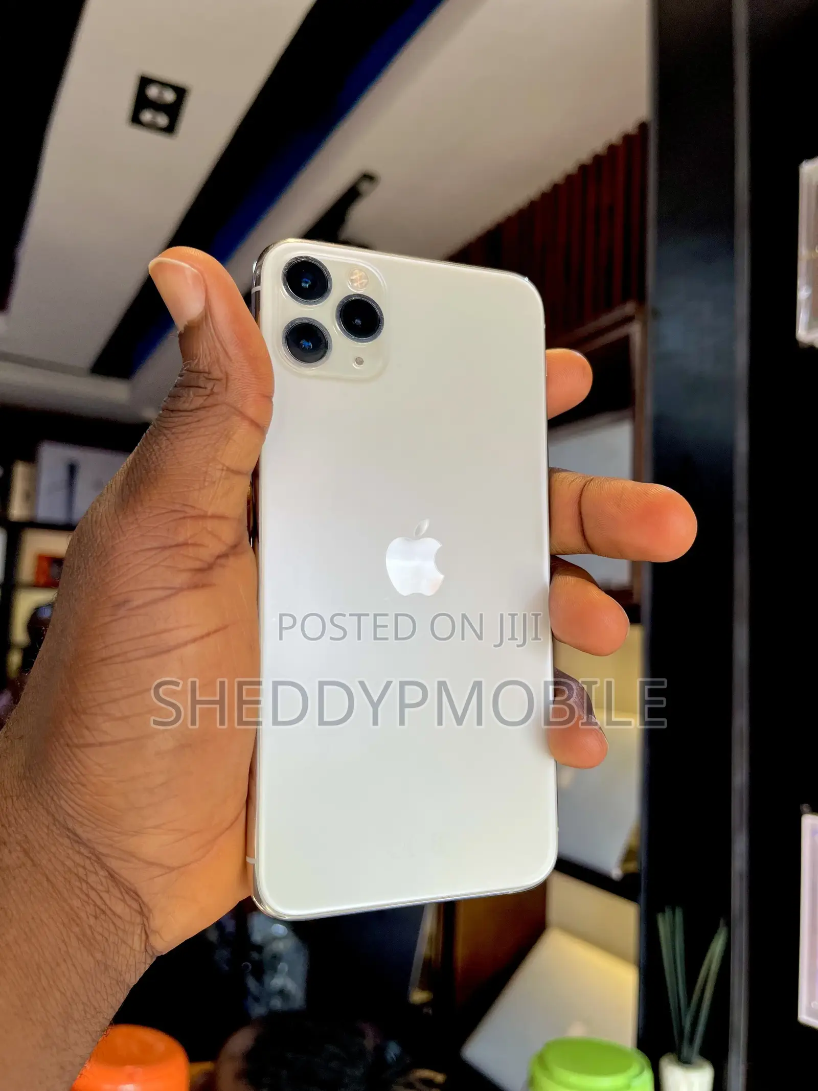 Apple iPhone 11 Pro Max 64 GB White