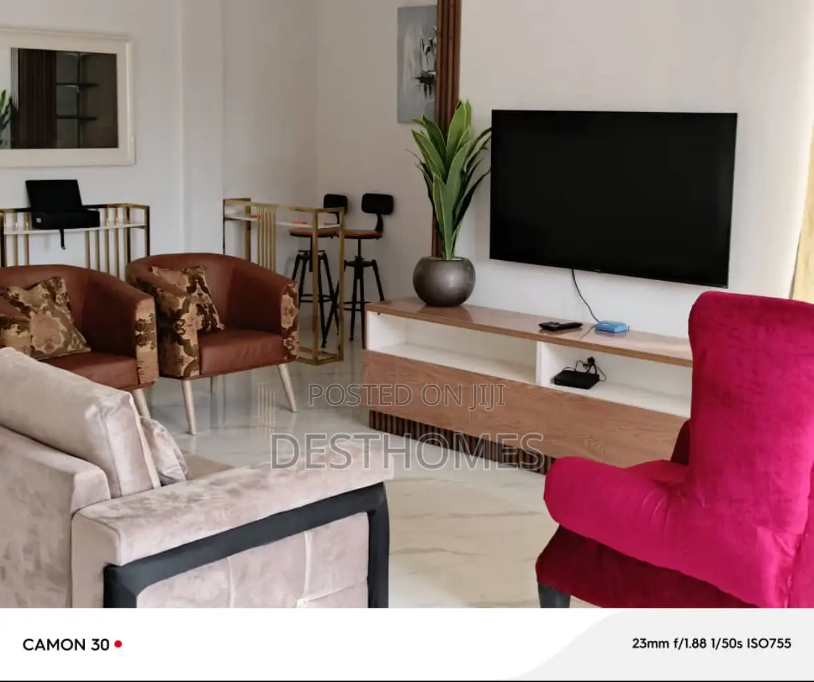 Exquisite 2br Apartment at Ladoke Akintola Street, Gra Ikeja