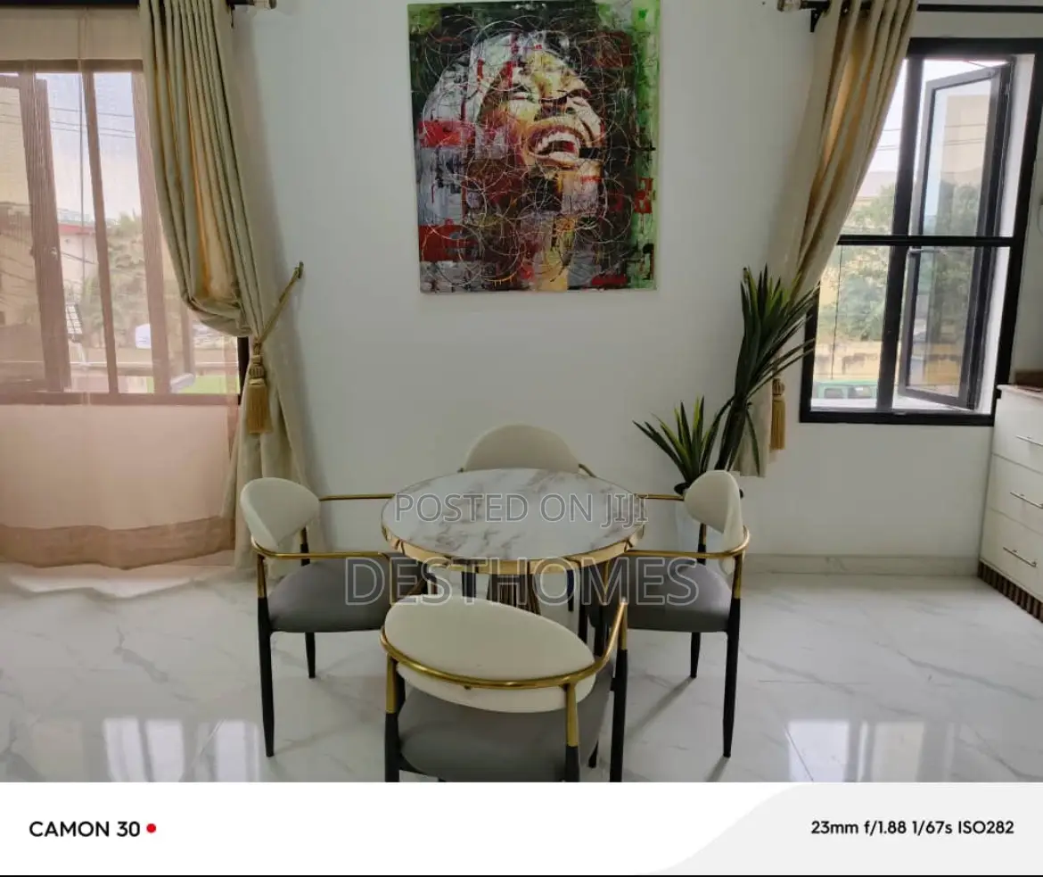 Exquisite 2br Apartment at Ladoke Akintola Street, Gra Ikeja