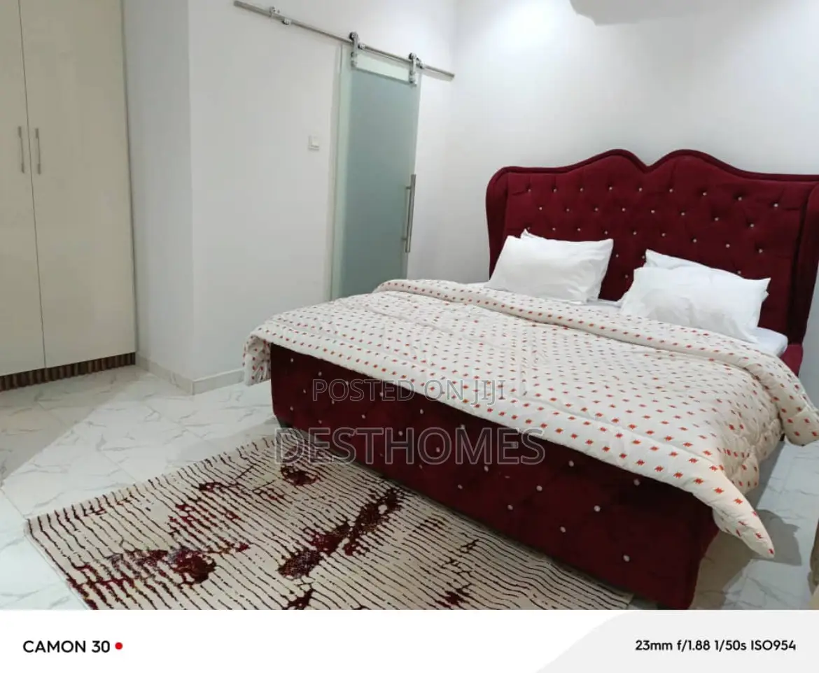 Exquisite 2br Apartment at Ladoke Akintola Street, Gra Ikeja