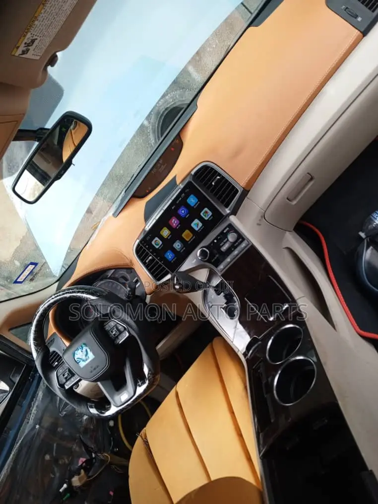 Venza Interior Sterring and Android With Dashboard