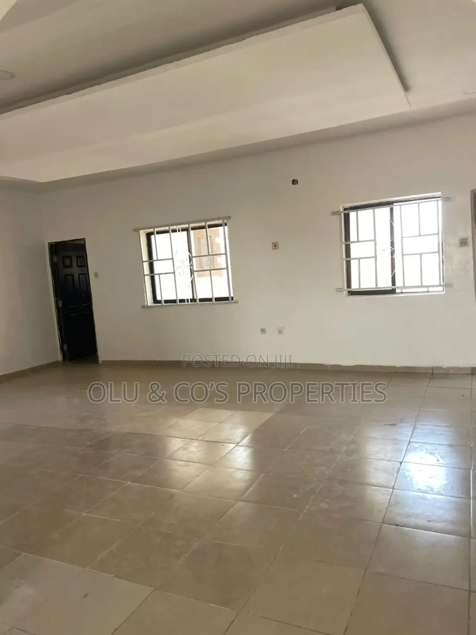 3bdrm Block of Flats in Wuye for rent