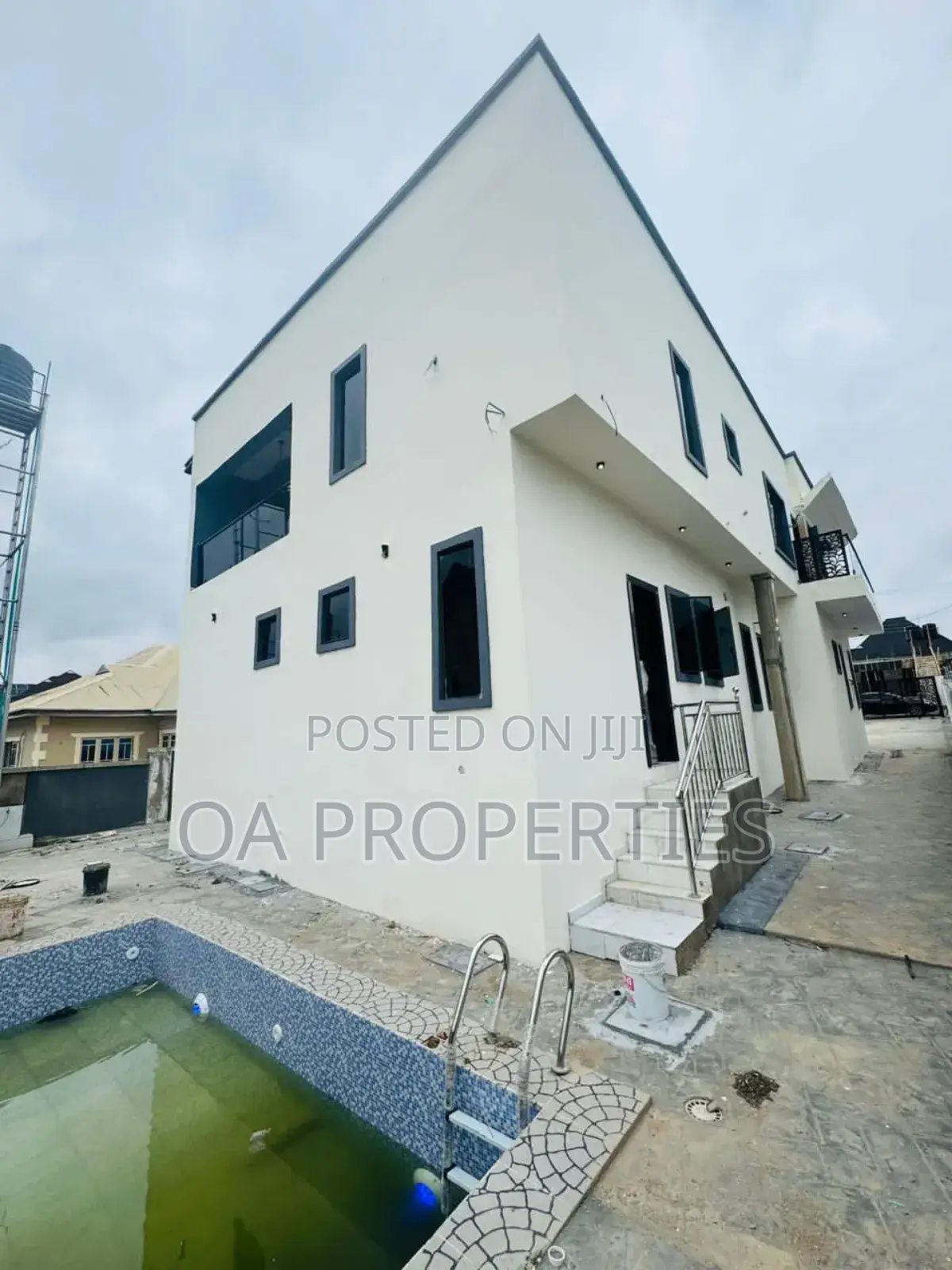 4bdrm Duplex in Carlton Gate, Off for sale
