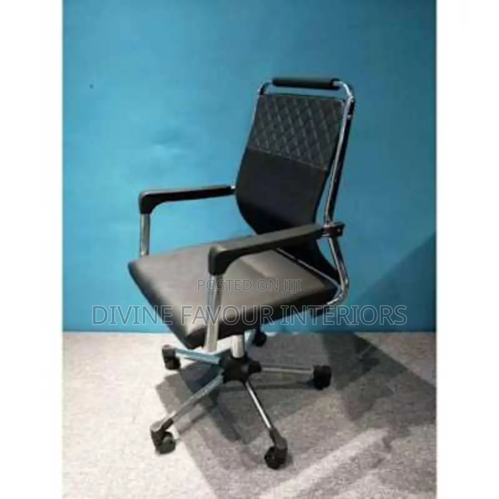 Executive Mesh Swivel Office Chair - Black