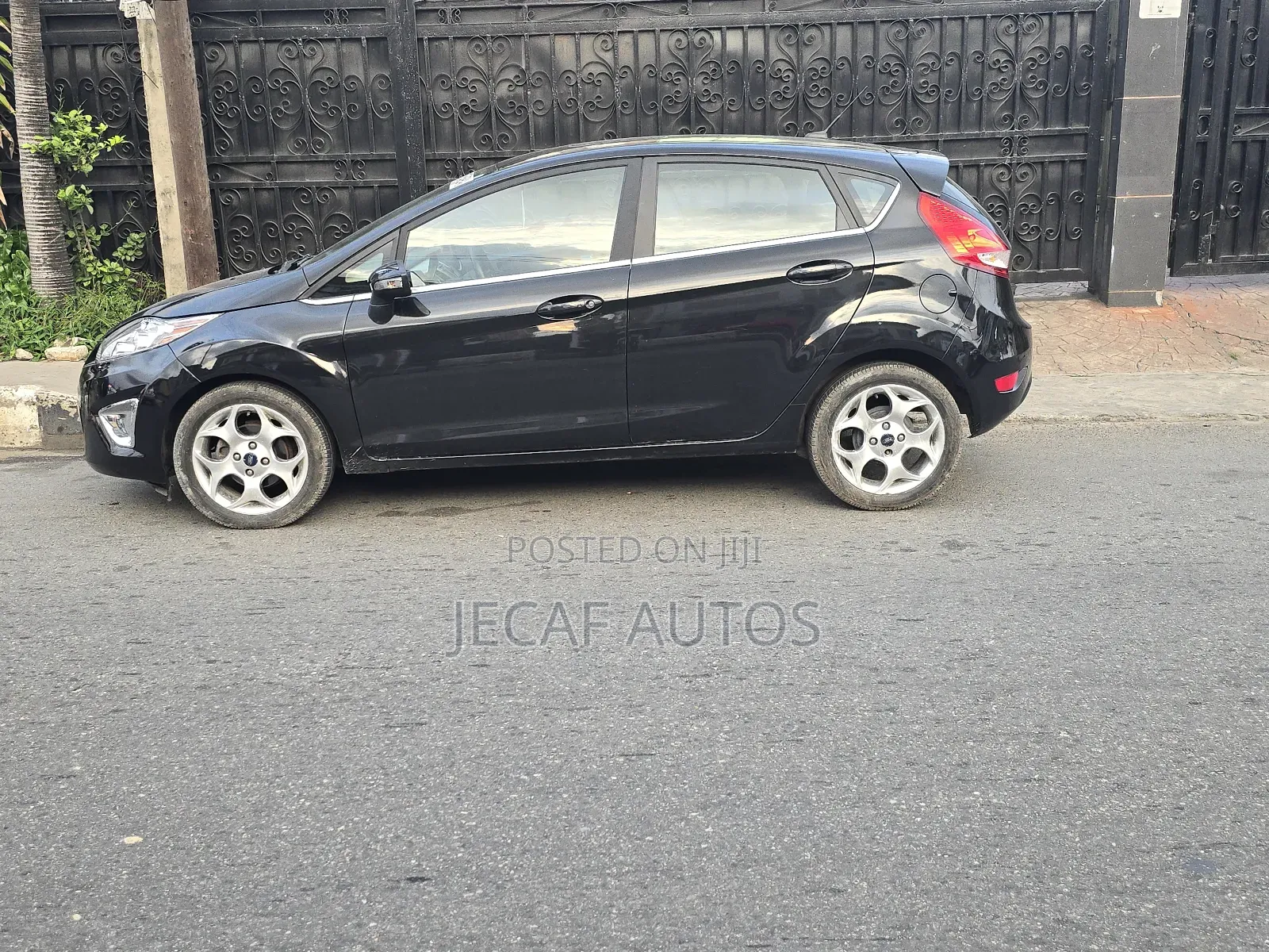 Ford Fiesta 1.4 Automatic 2010 Black