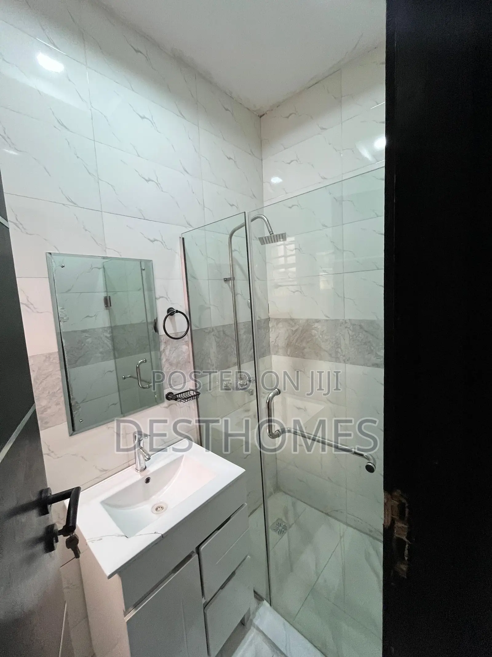 Luxurious 2bedroom at Ikeja Gra