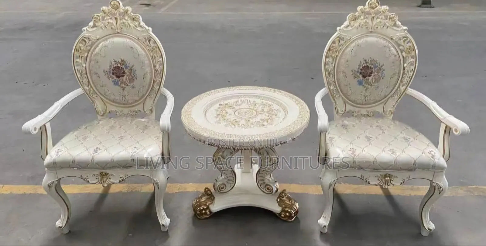 Console Fabric Chairs With Coffee Table