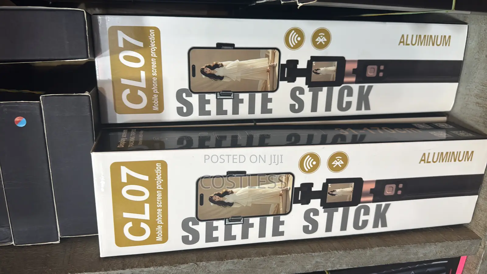 Extendable Selfie Stick Tripod for Phone With Remote