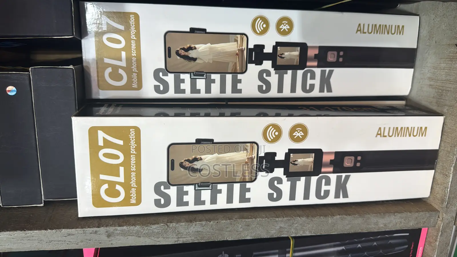 Extendable Selfie Stick Tripod for Phone With Remote