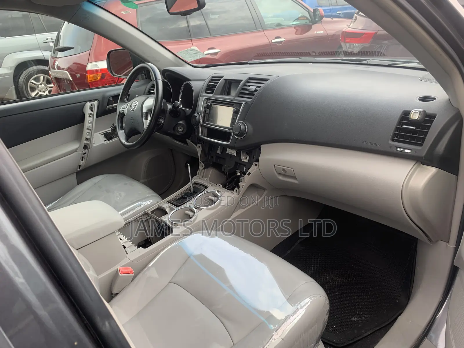 Toyota Highlander 2012 Gray