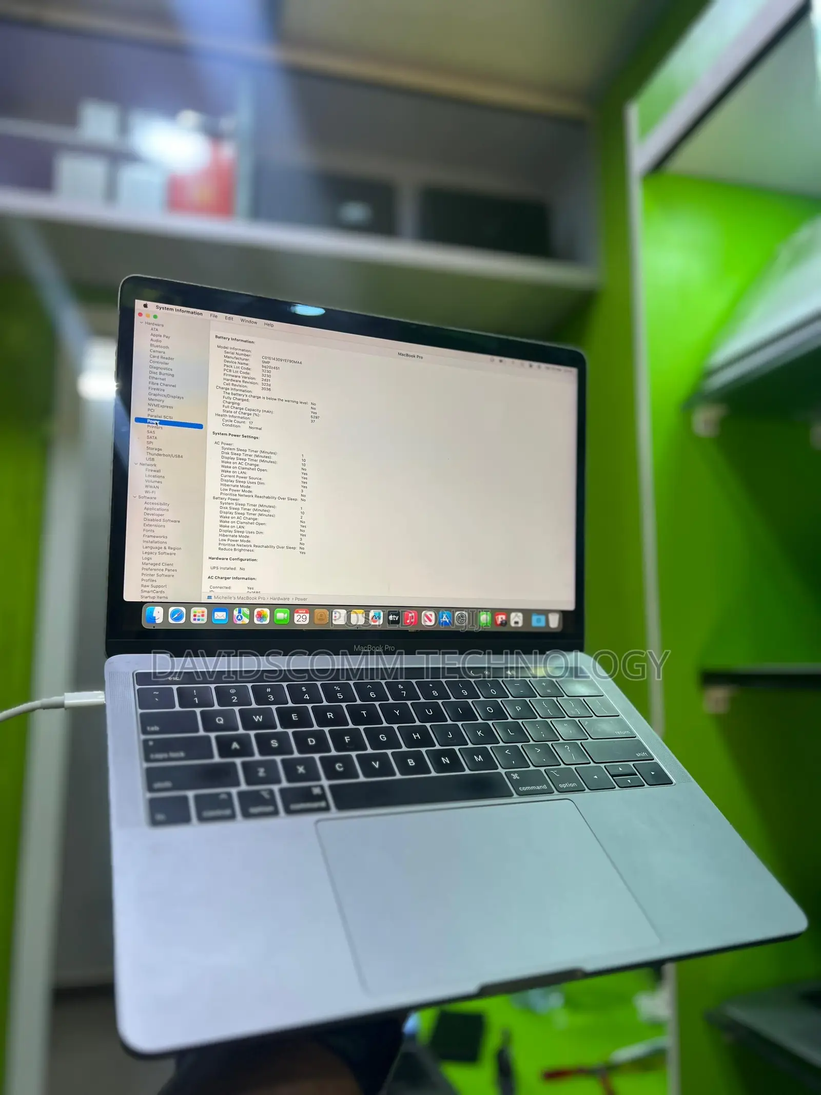 Laptop Apple MacBook Pro M1 16GB Apple M1 SSD 256GB