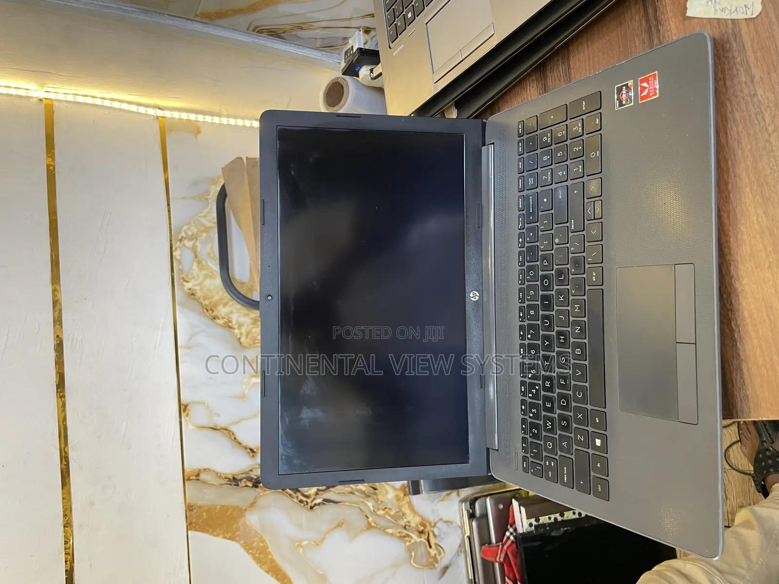 Laptop HP 255 G6 8GB AMD Ryzen 3 SSD 256GB
