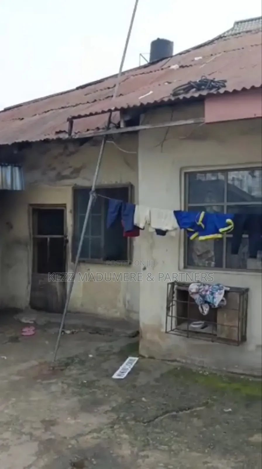 For Sale: 2 Plots With Old Bungalow at Mbaise Road, Owerri