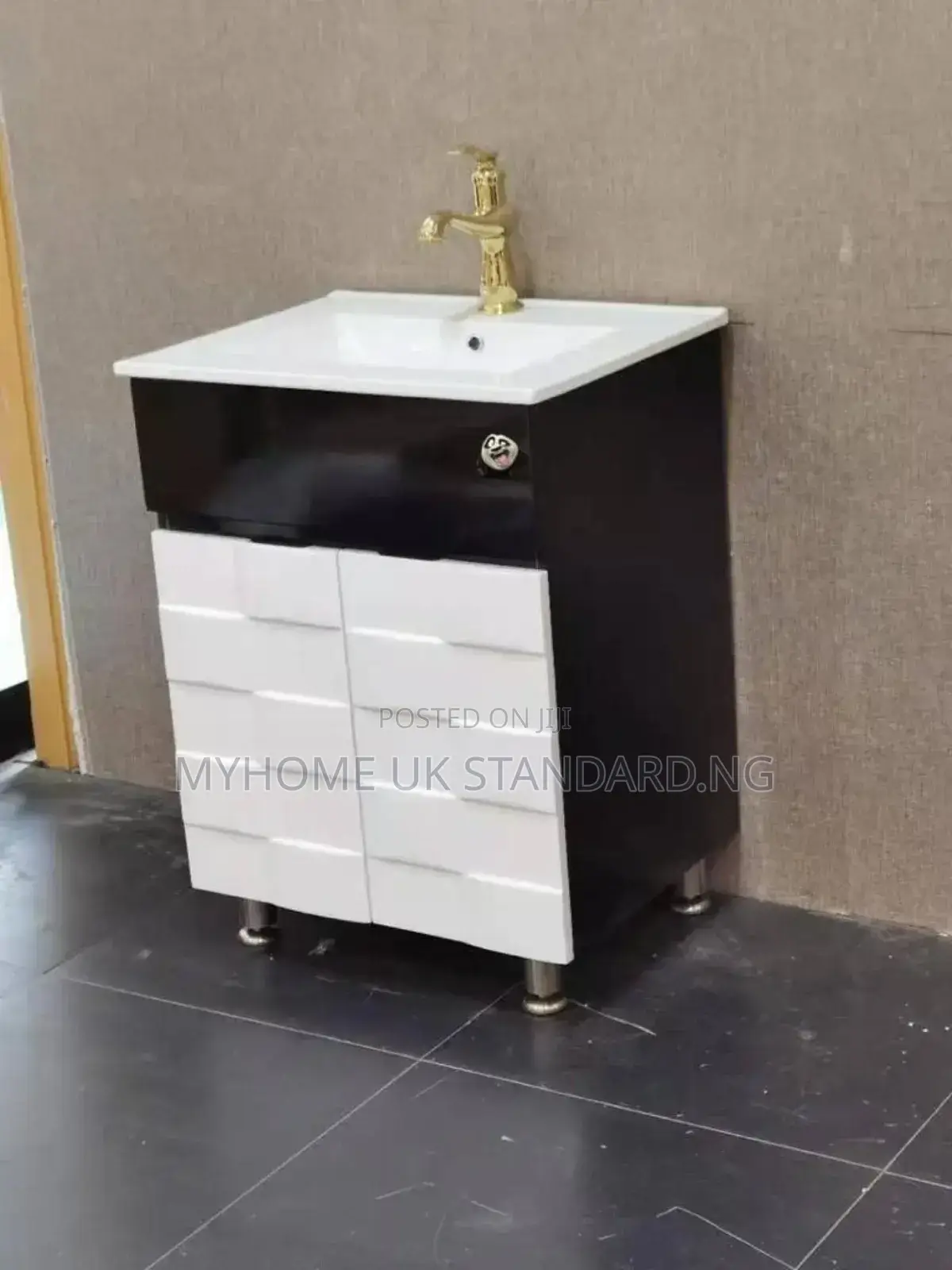 Modern Luxury Cabinet Basin White and Black