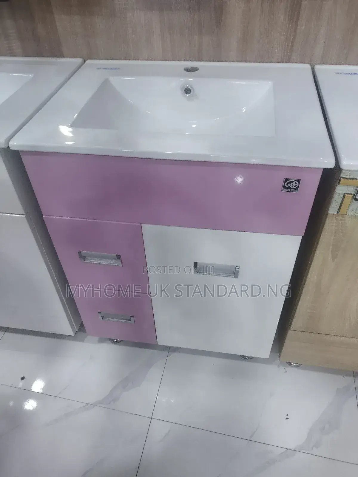 60cm Bathroom Vanity Cabinet Set
