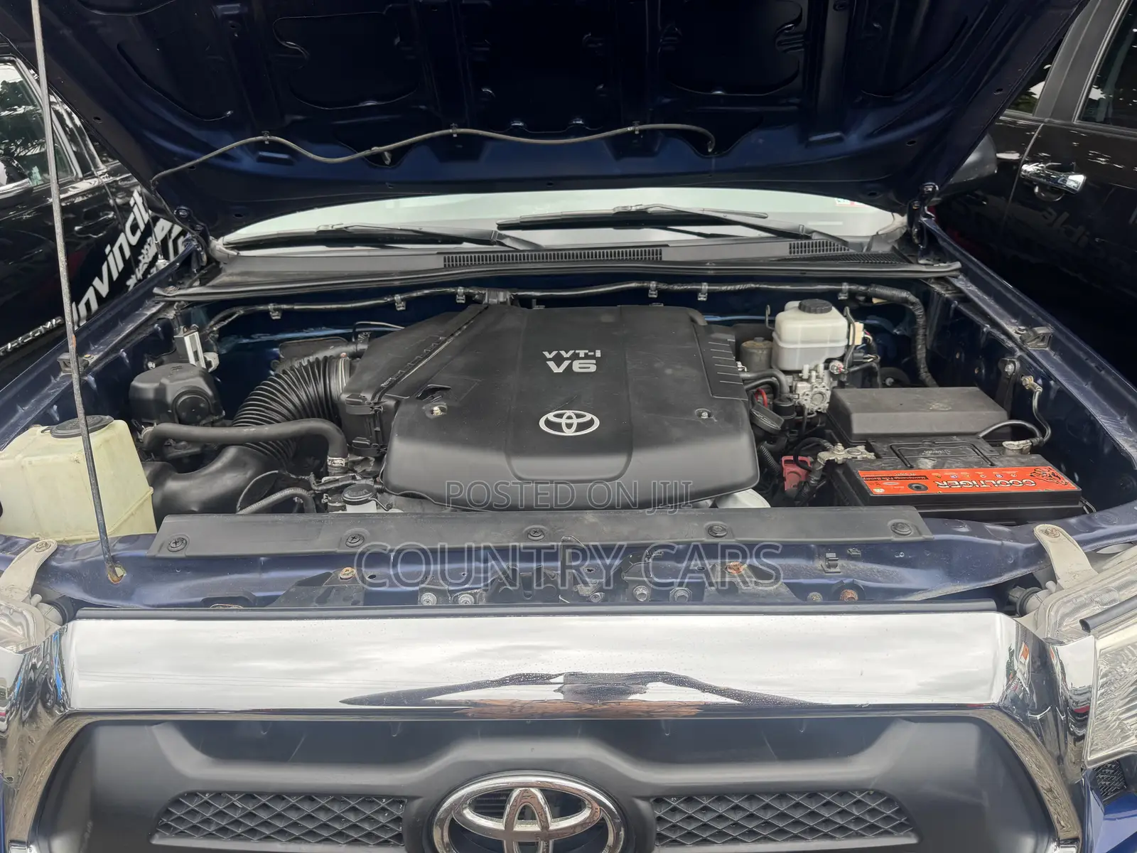 Toyota Tacoma V6 4dr Double Cab 4WD 6.1 ft. SB (4.0L 6cyl 5A) 2014 Blue