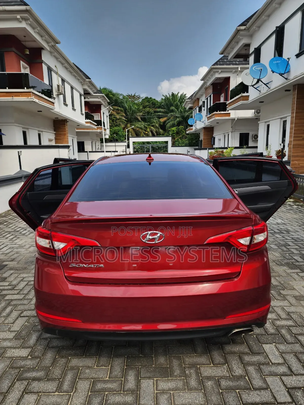 Hyundai Sonata 2016 Red