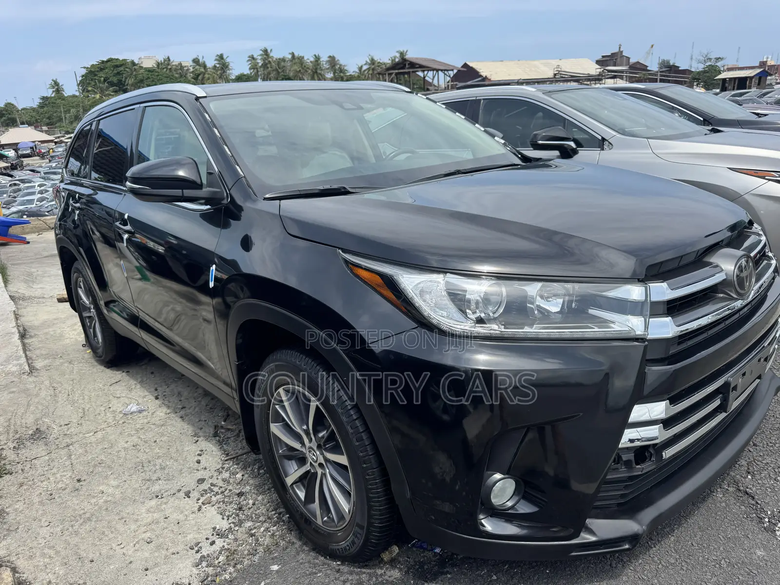 Toyota Highlander XLE 2019 Black