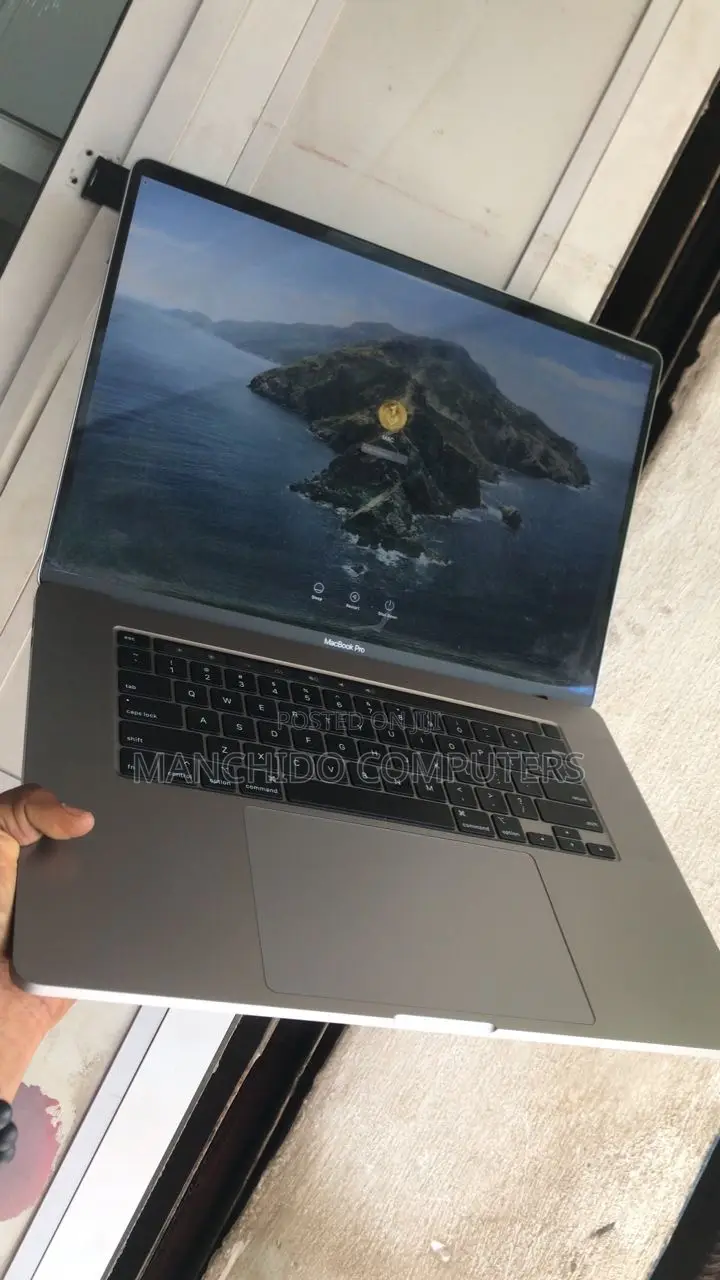Laptop Apple MacBook Pro 2019 64GB Intel Core i9 SSD 2T