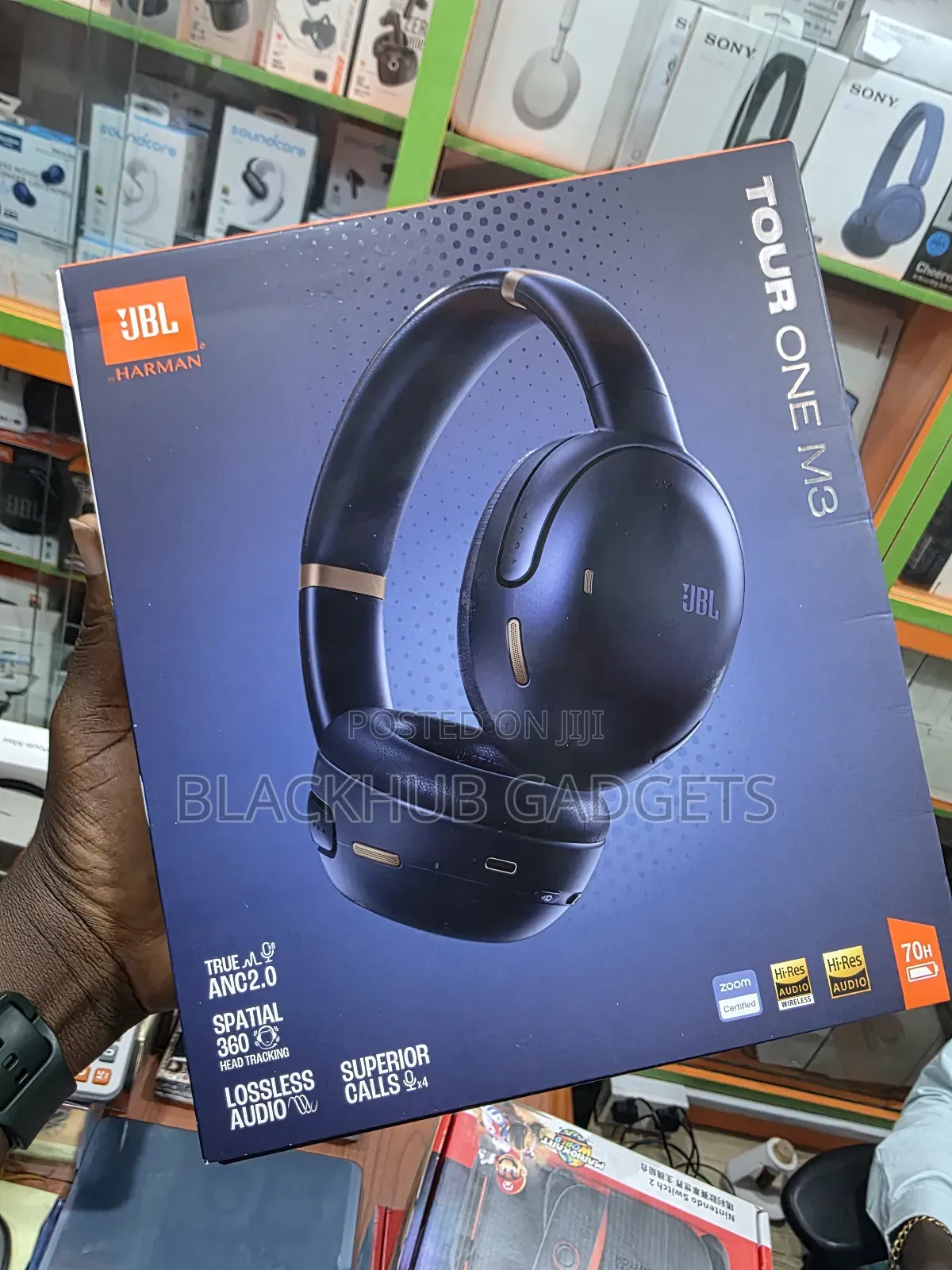 JBL Tour One M3