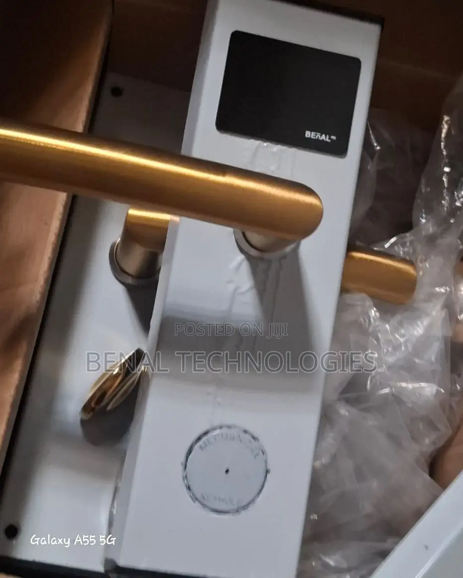 Fast Hotel Deployment:Card Lock System With Free Management