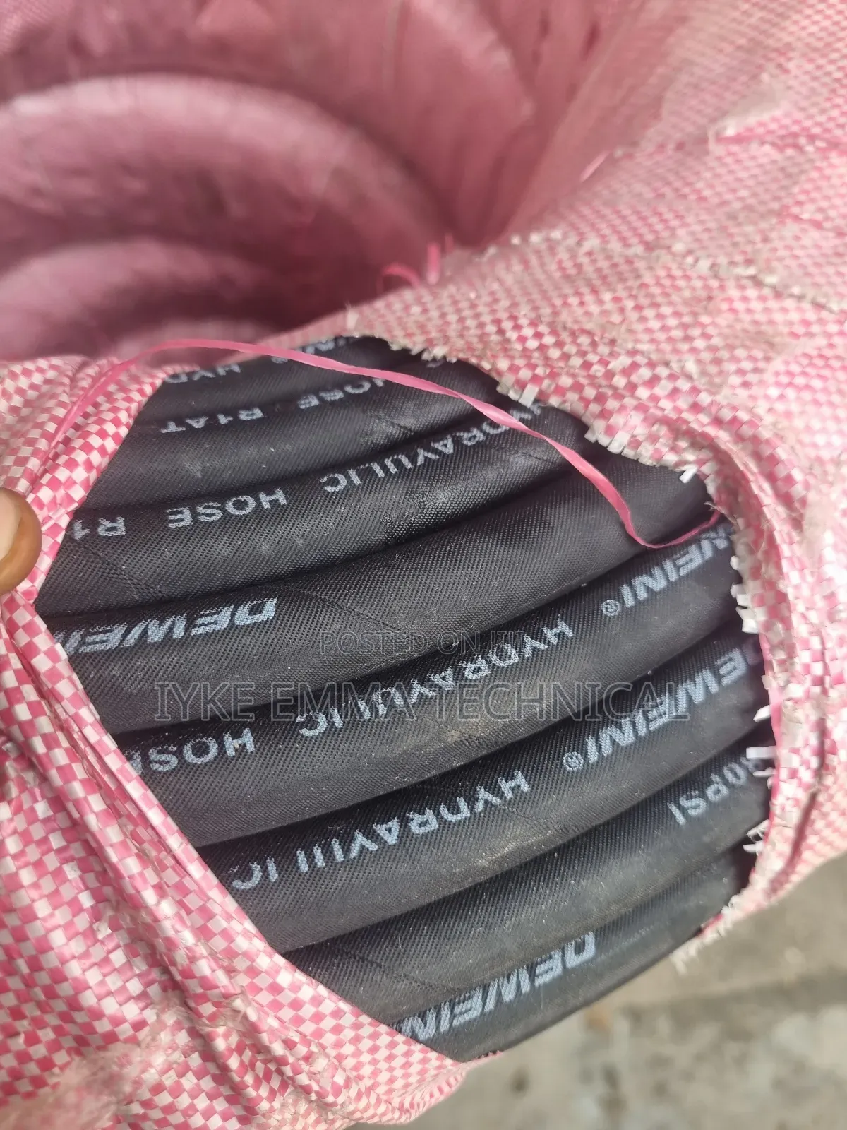 Hydraulic Pressure Rubber Hose 3/8" X 100m R1at