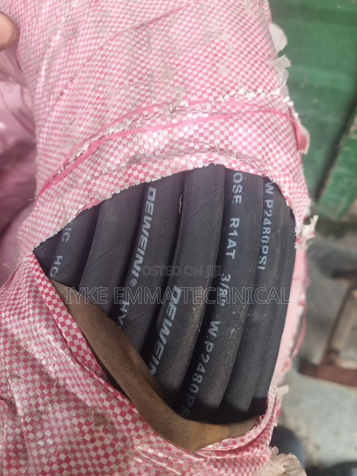 Hydraulic Pressure Rubber Hose 3/8" X 100m R1at