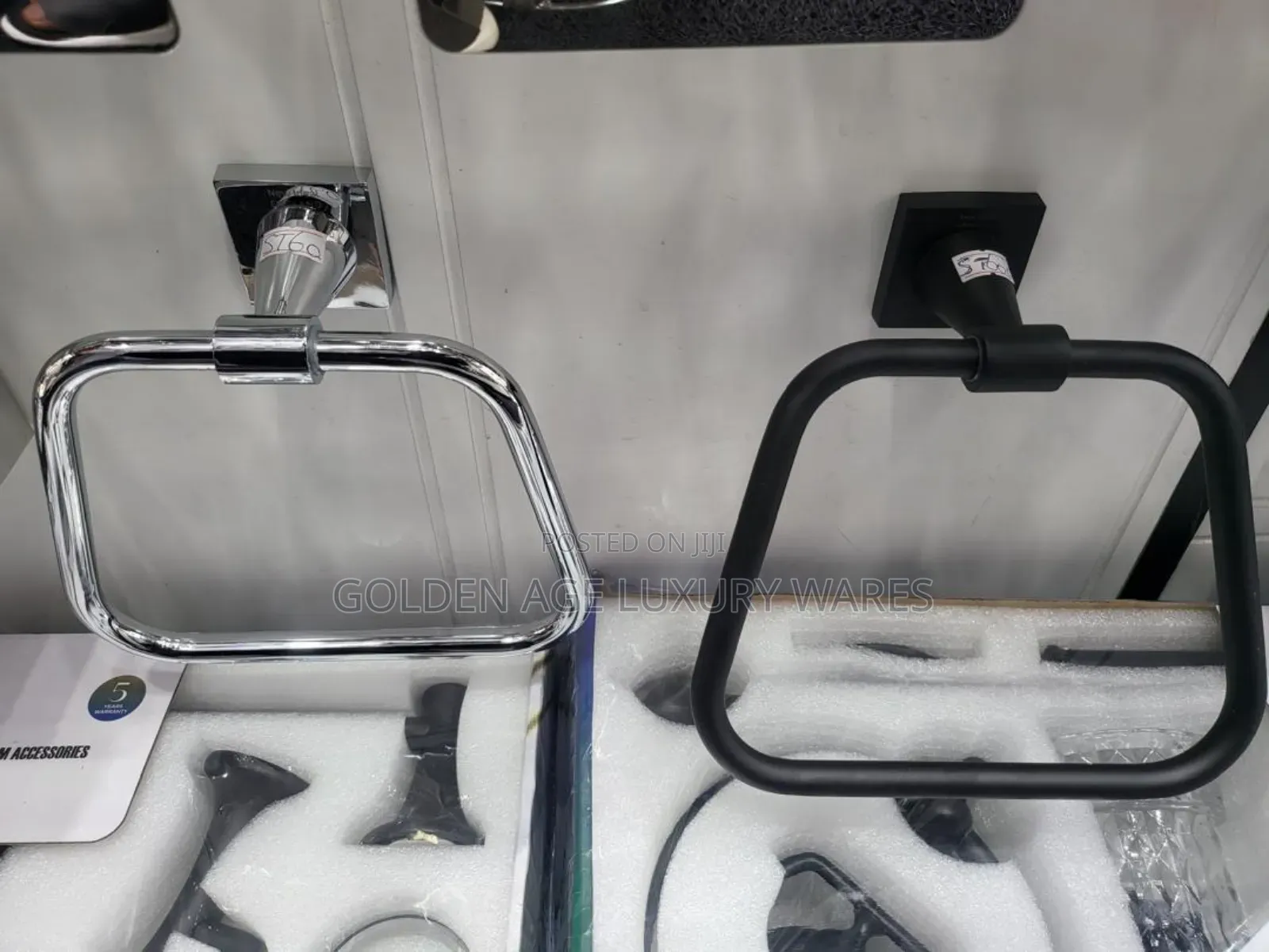 Quality Black Square Towel Ring