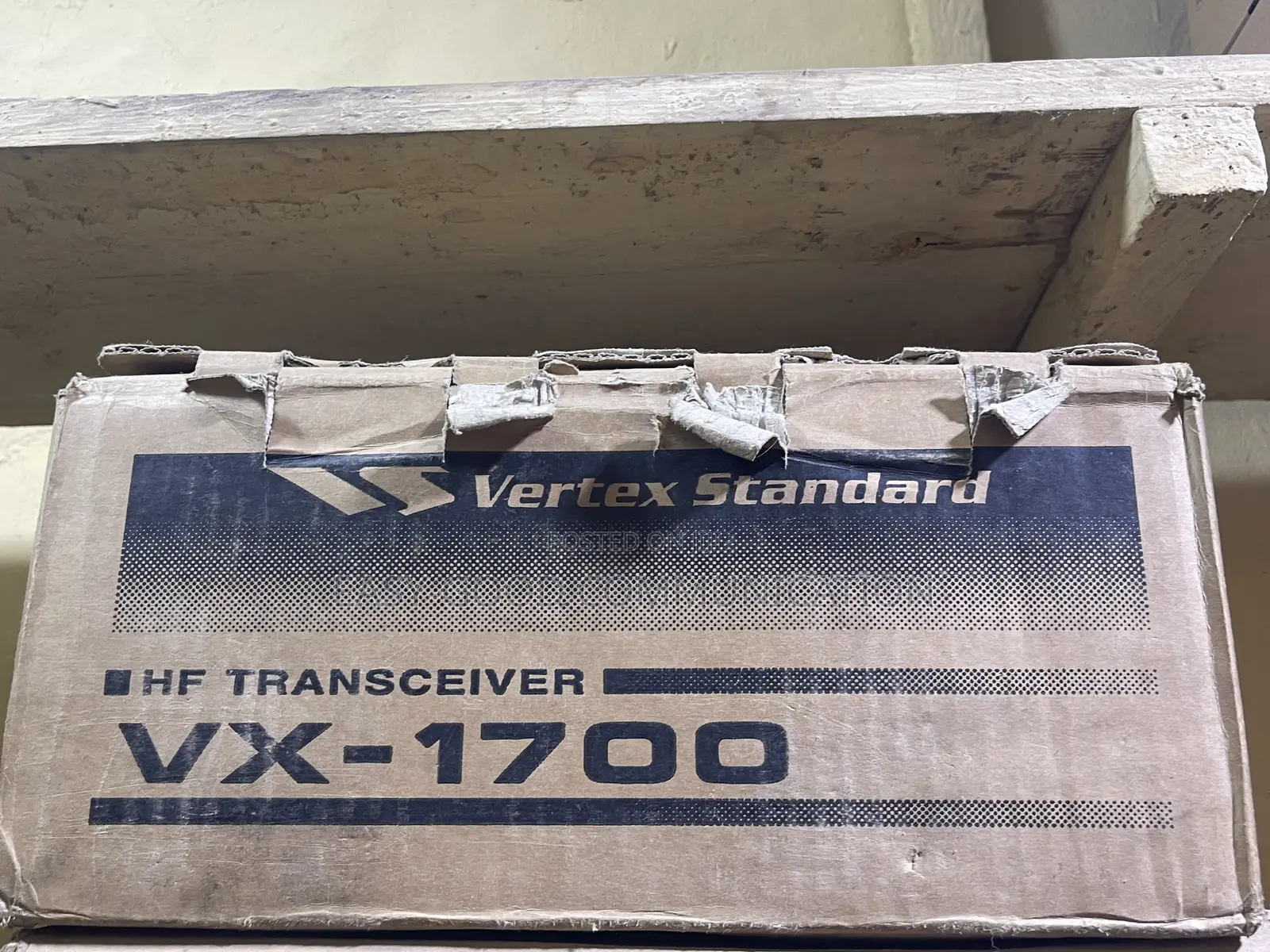 Vertex Standard Hf Transceiver Vx-1700