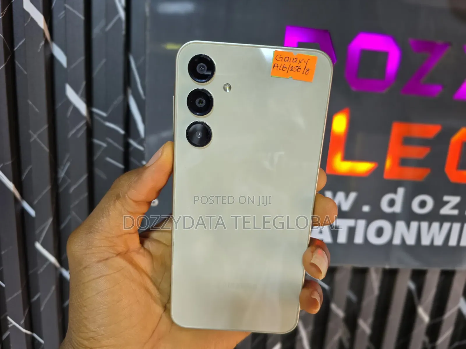 Samsung Galaxy A16 5G 256 GB White