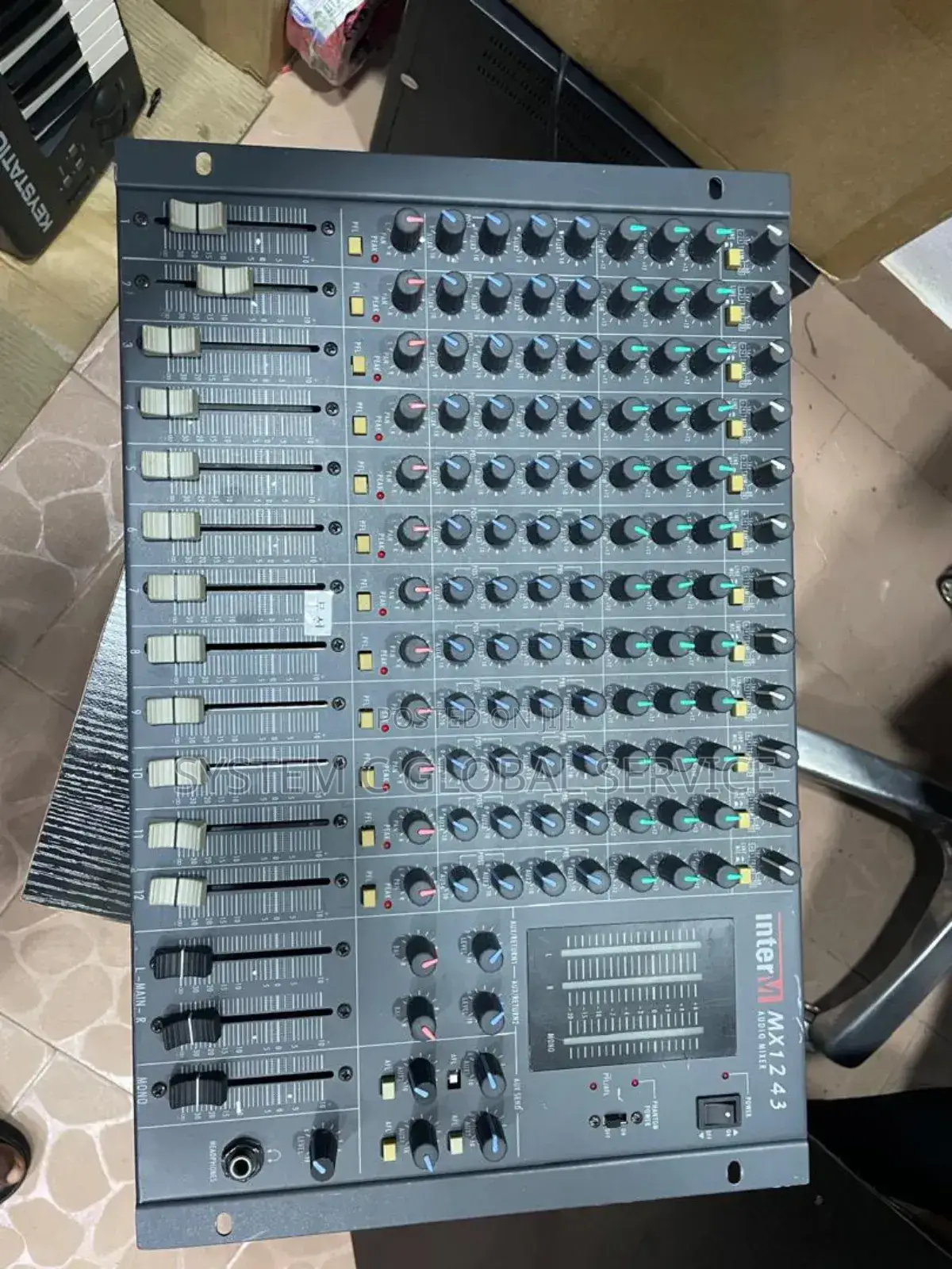 Inter-M Console Mixer 12 Channel