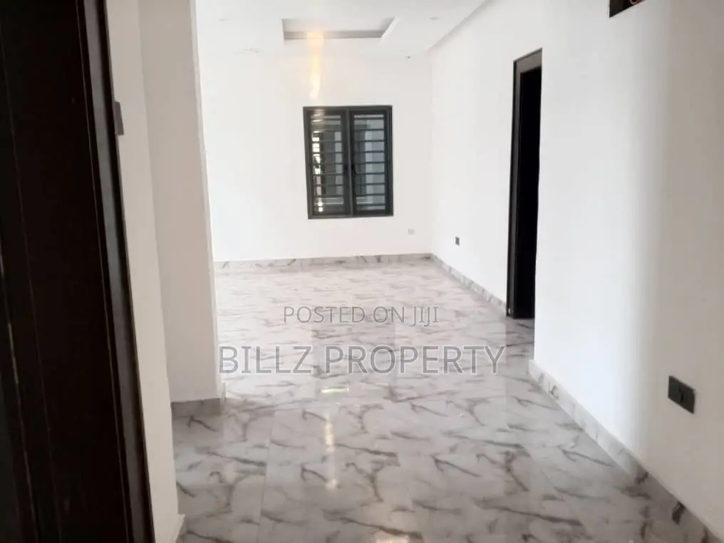 Furnished 3bdrm Apartment in Oke Ira, Ogba for sale