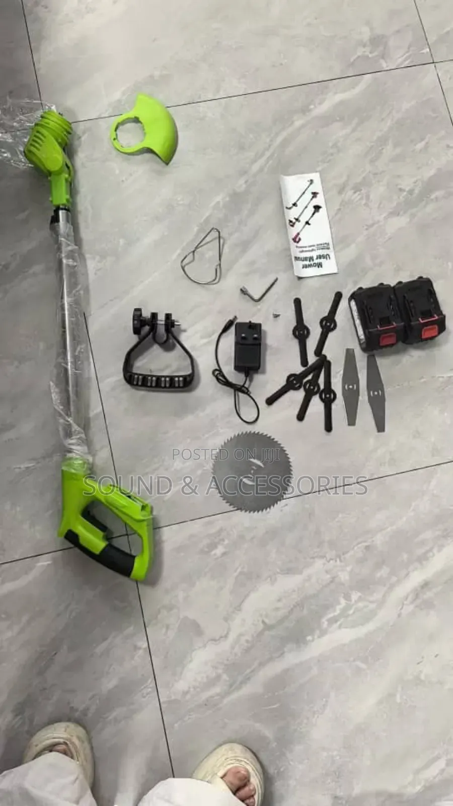 Rechargeable Electric Grasscutter With 2 48volts Batteries
