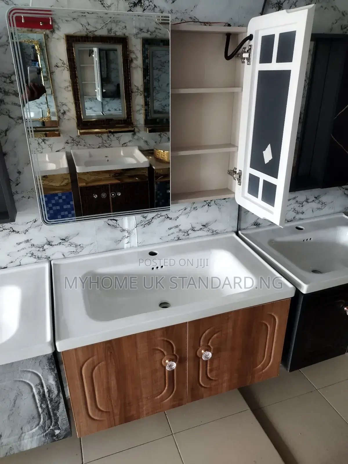 Luxury England Cabinet With Mirror Light and Shelve