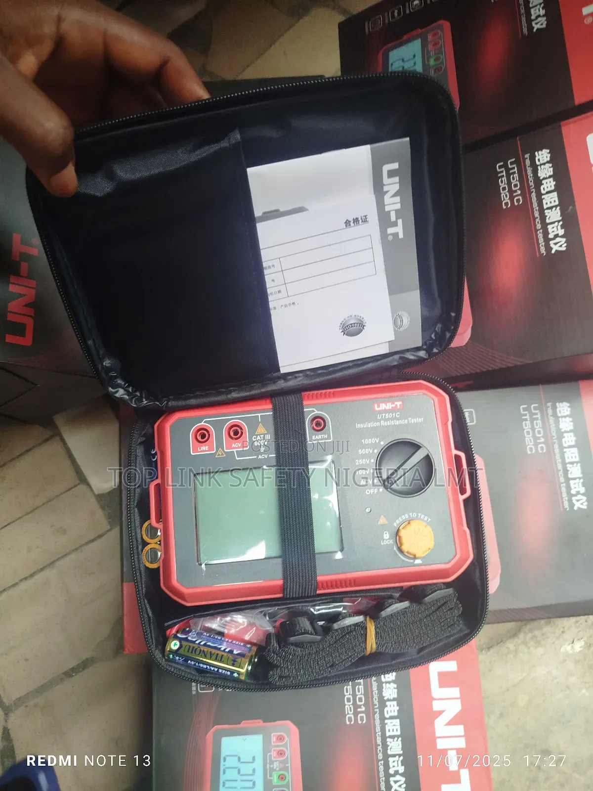 Uni -T Insulation Tester 501