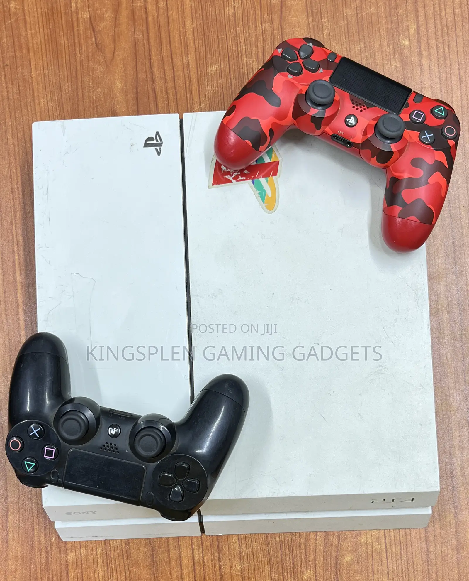 Used Ps4 With 2 Pads and Games Inside