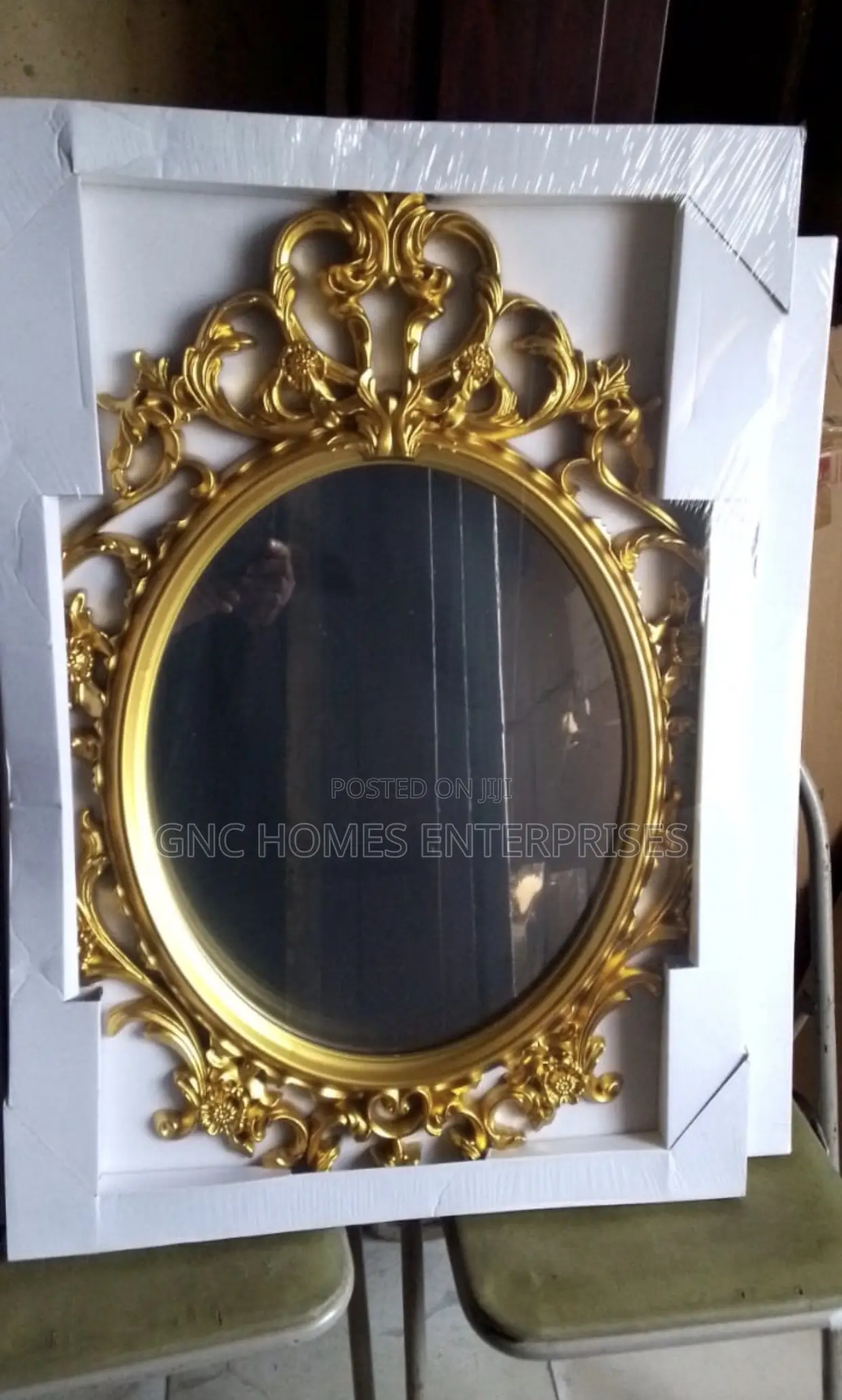 Gold Frame Mirror (Decorate)