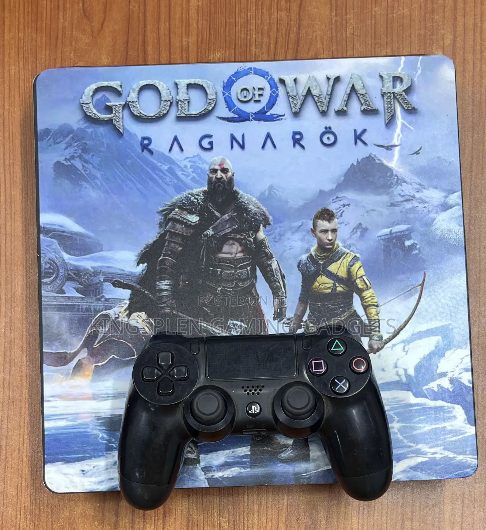 Ps4 Slim With 2 Pads and Games Inside