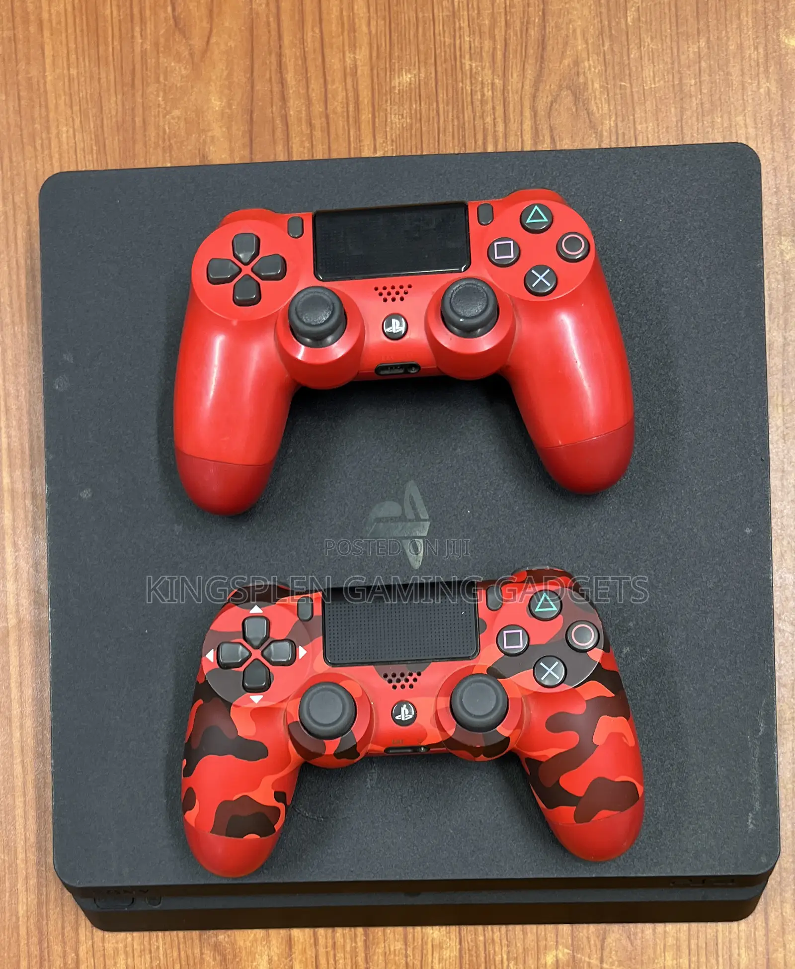 Playstation 4 Slim Disc Version 2 Pads and Games Inside