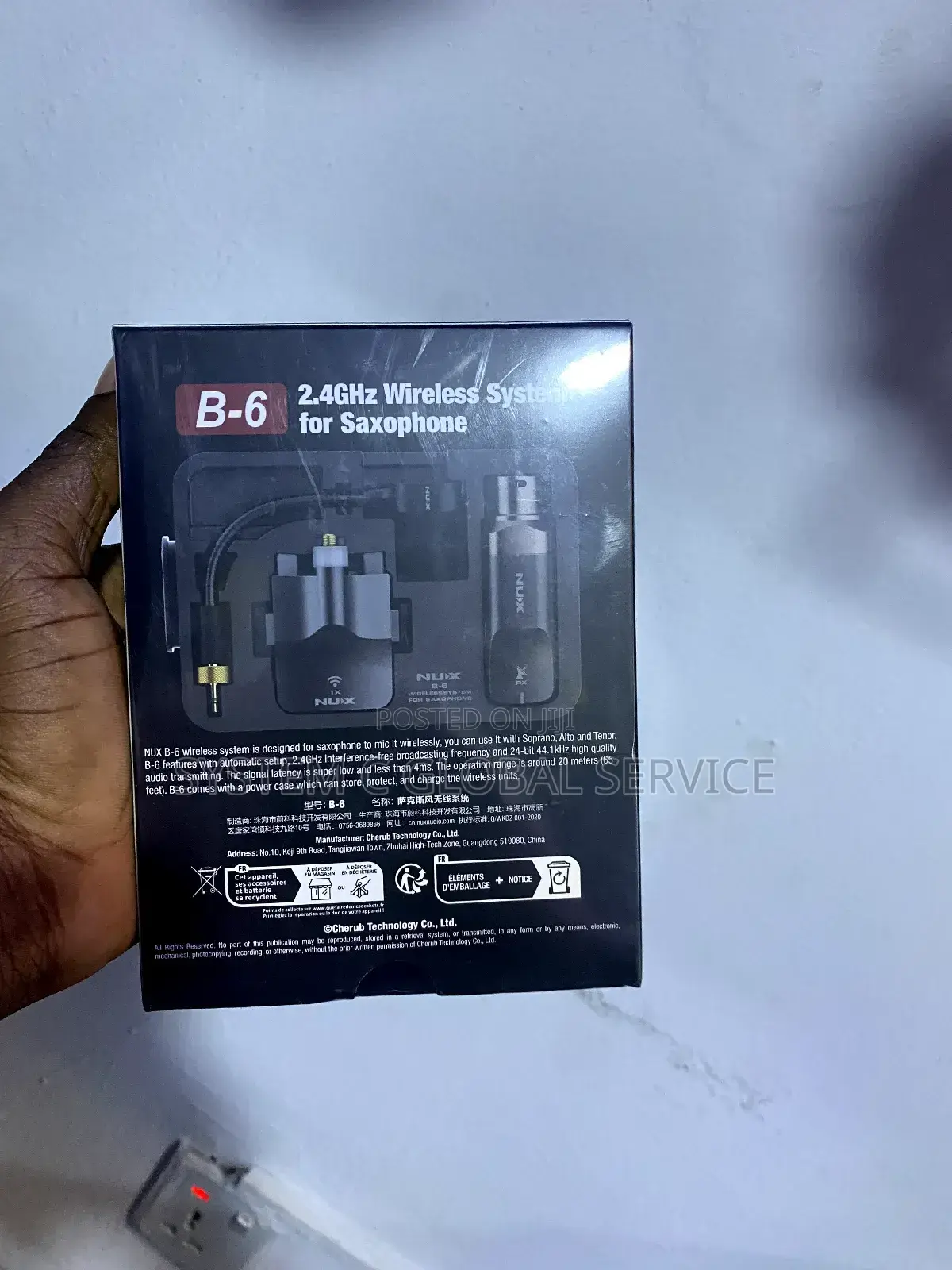 Nux B-6 2.4ghz Wireless Microphone for Saxophone
