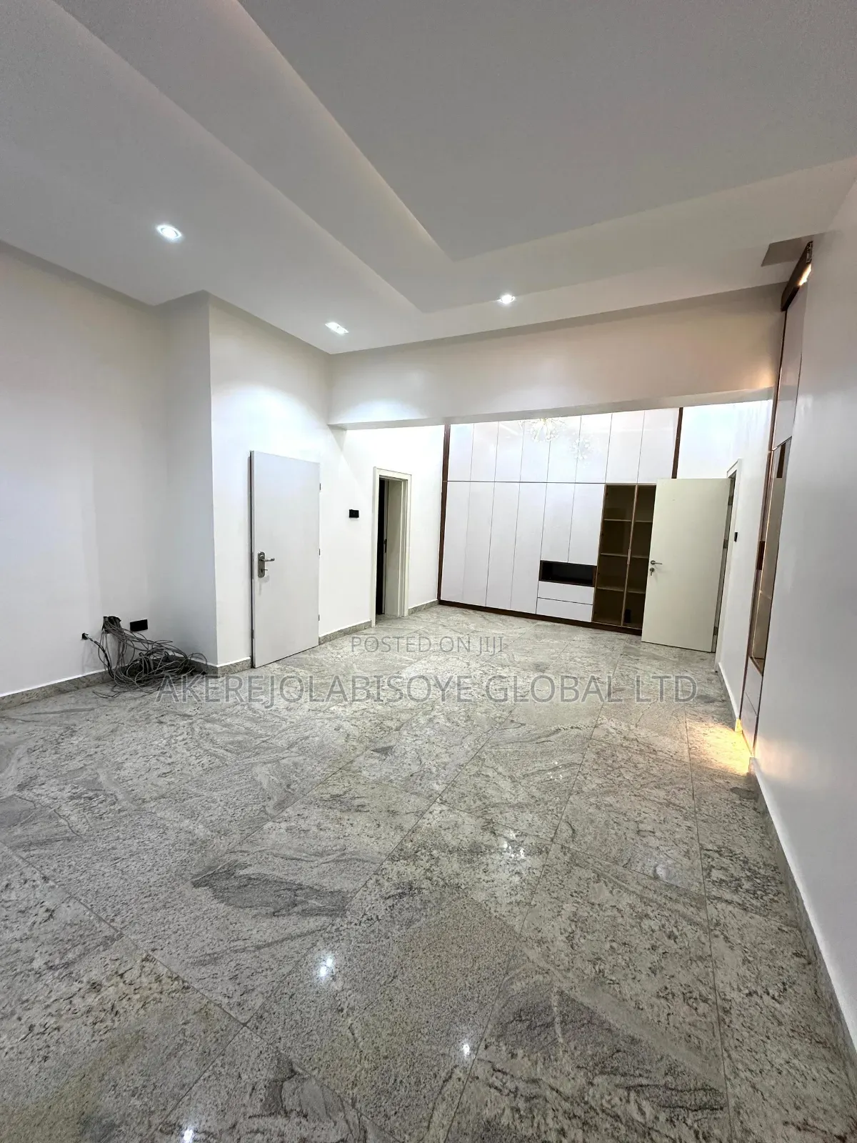 4bdrm Duplex in Gwarinpa Main for sale