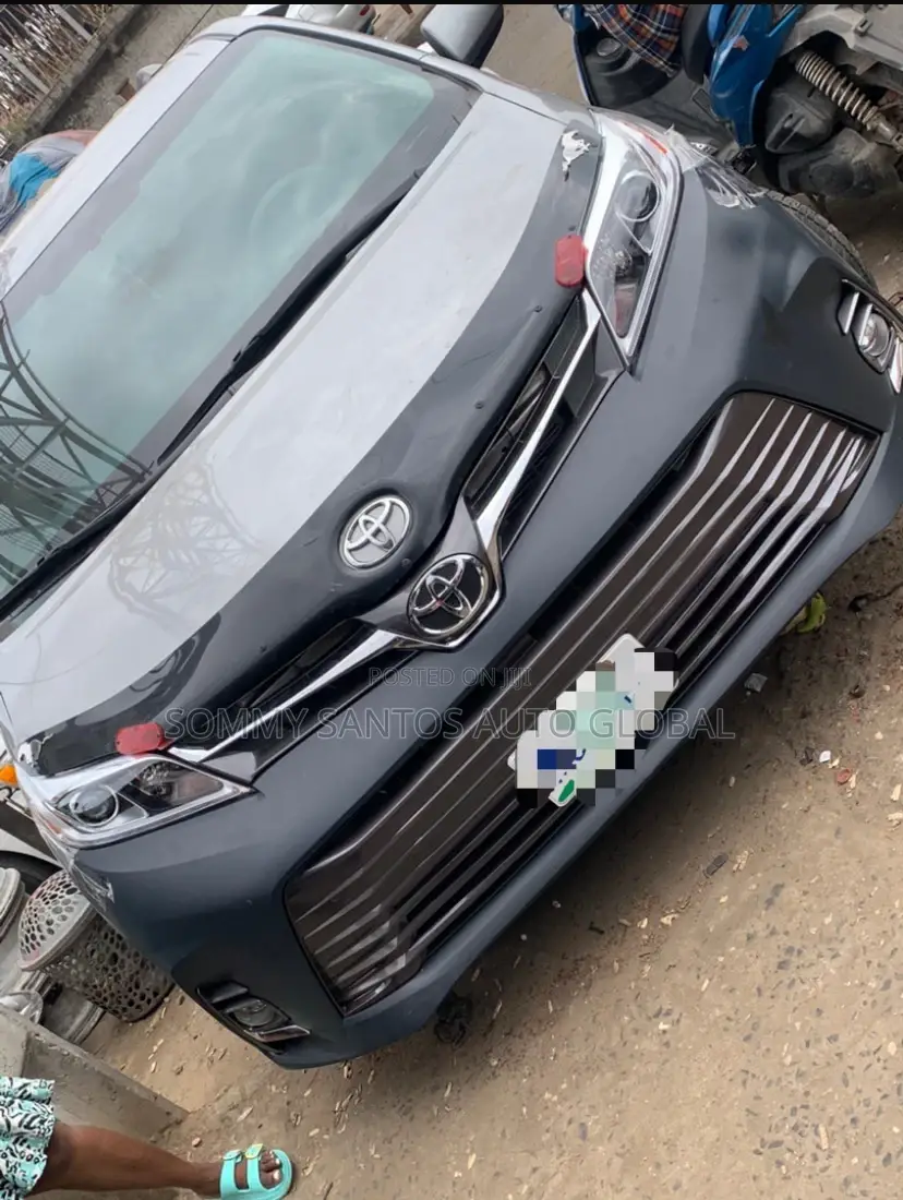 Toyota Sienna Upgrade Available Bumper + Headlights