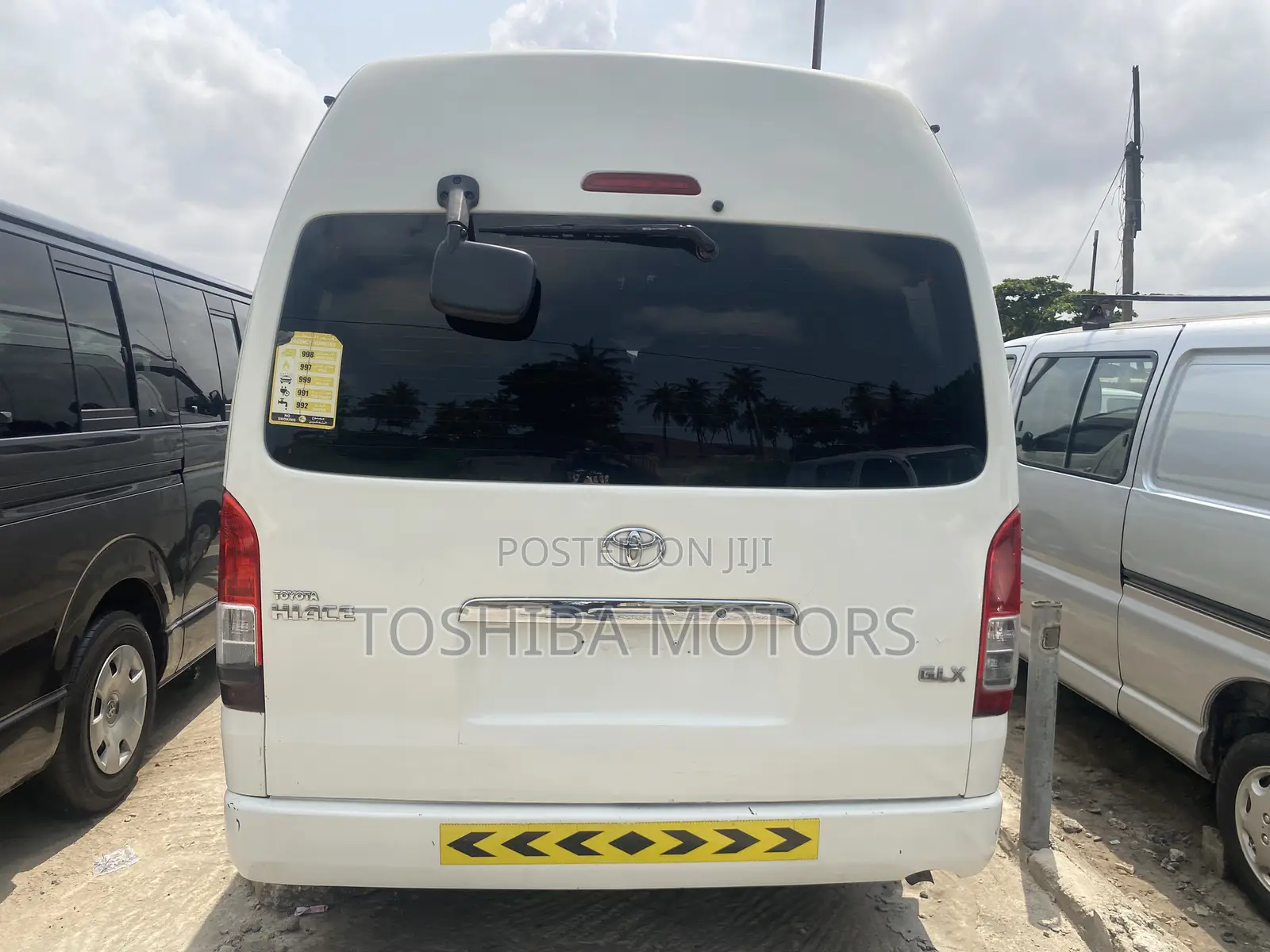 Toyota HiAce 2015 White