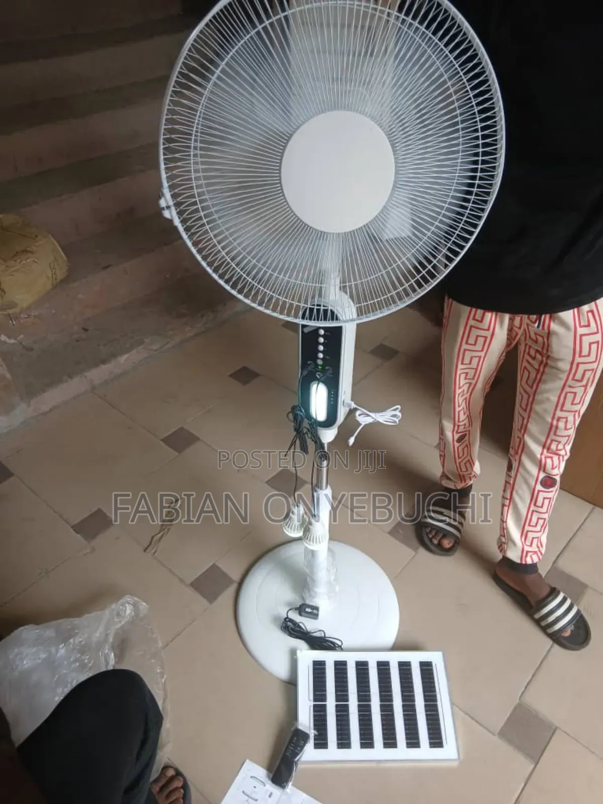 Solar Electric Fan/ Dual Power a/C /Dc