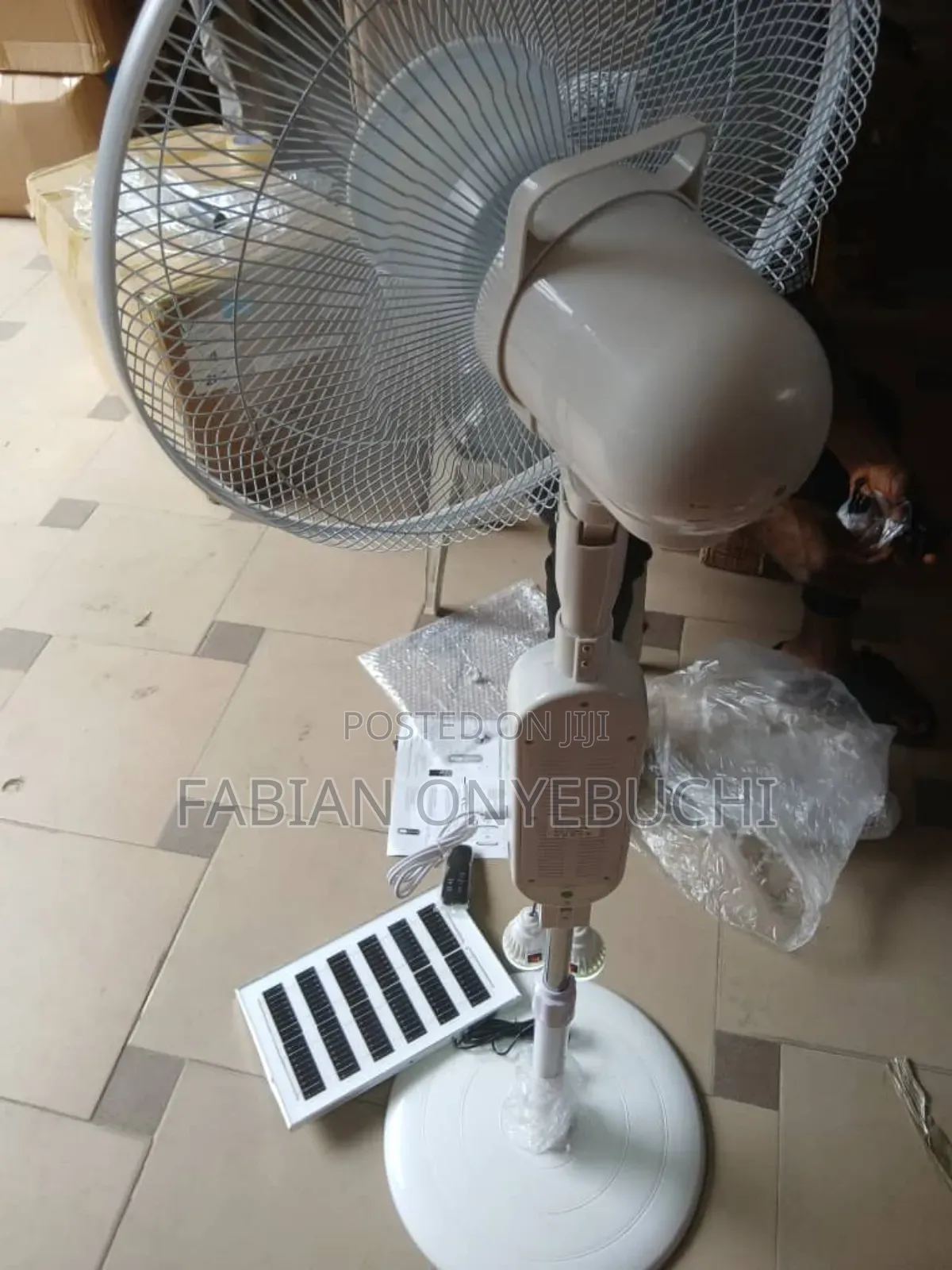 Solar Electric Fan/ Dual Power a/C /Dc