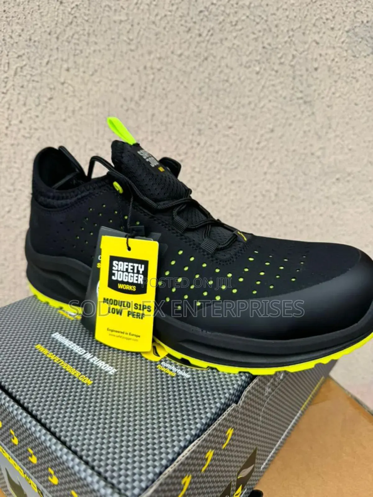 Modulo Safety Joggers Quality Safety Shoe Available In Sizes