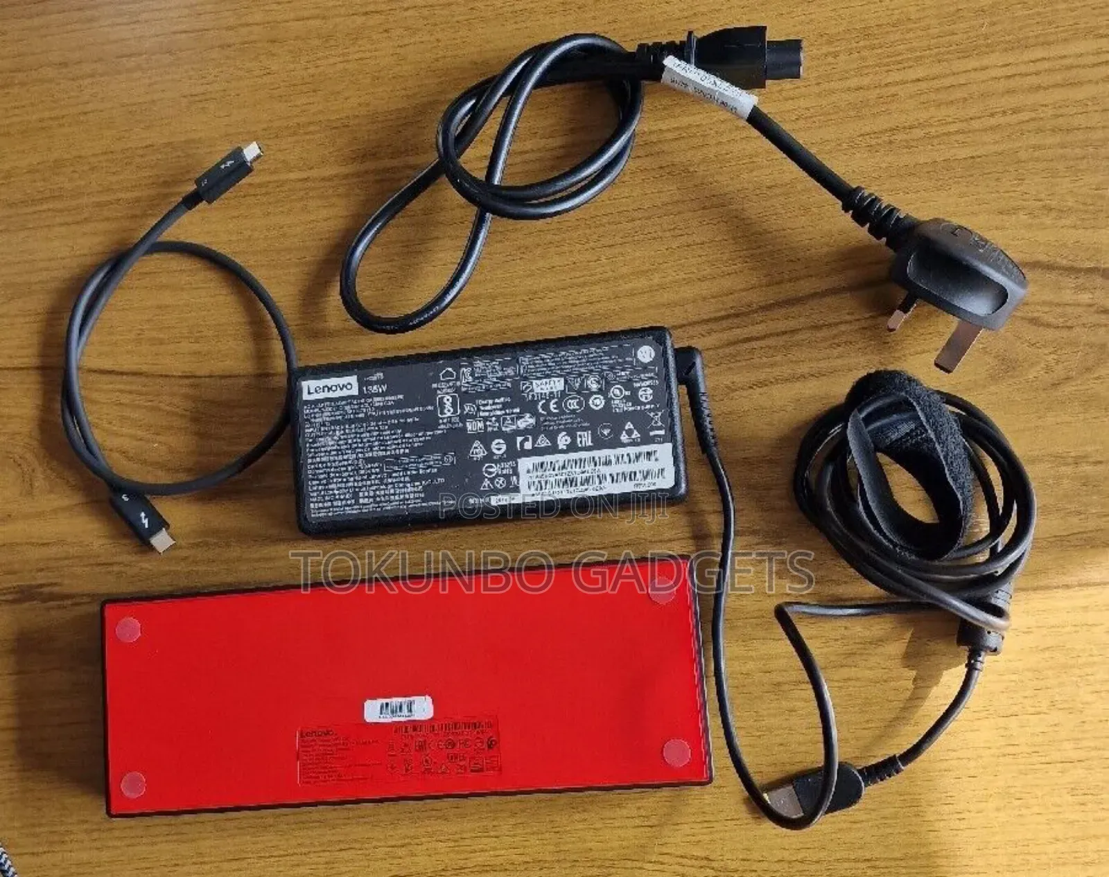 Lenovo Thinkpad Usb-C Dock Gen 2 With Complete Accessories