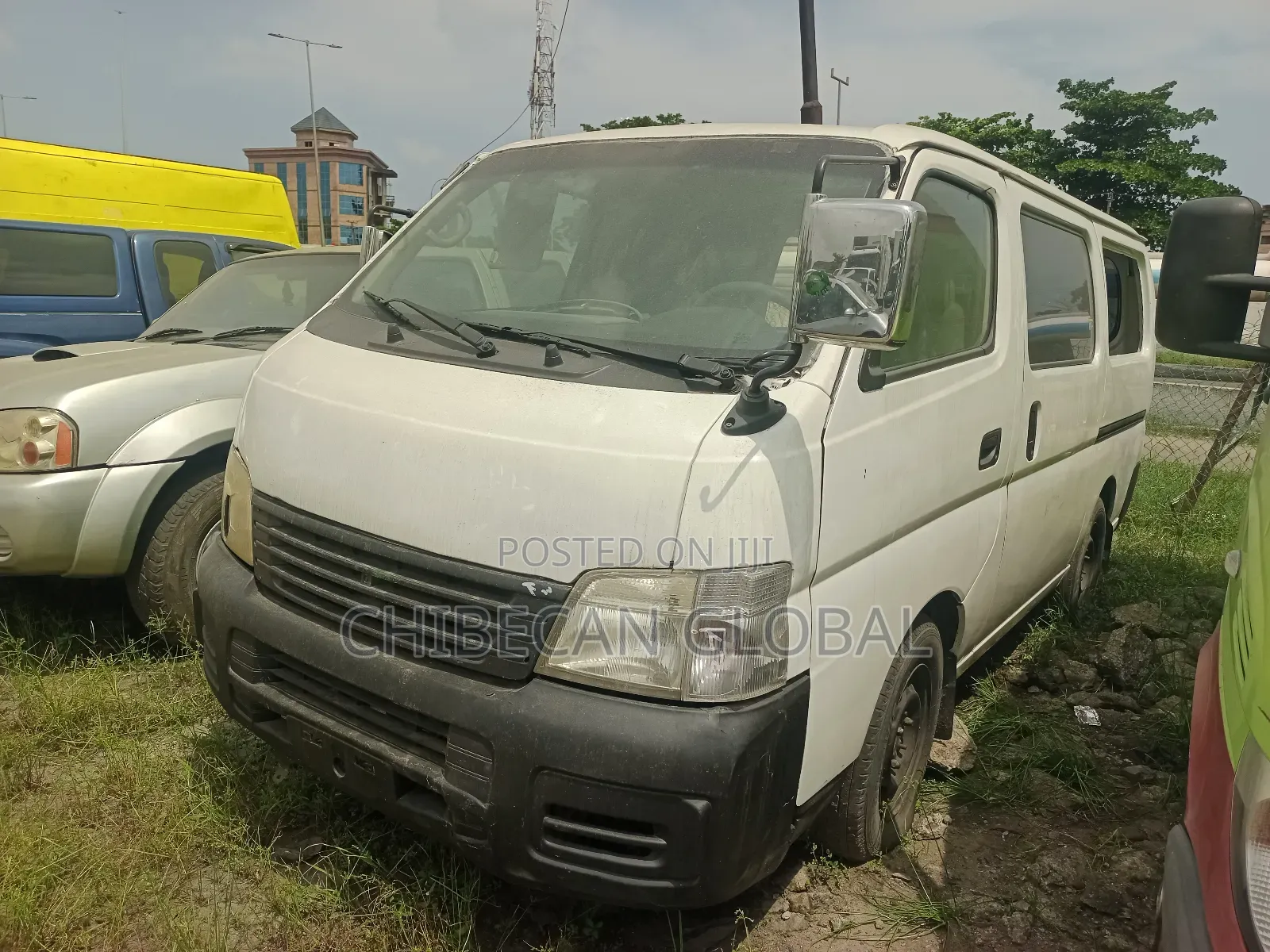 Nissan Caravan (Urvan) 2010 White
