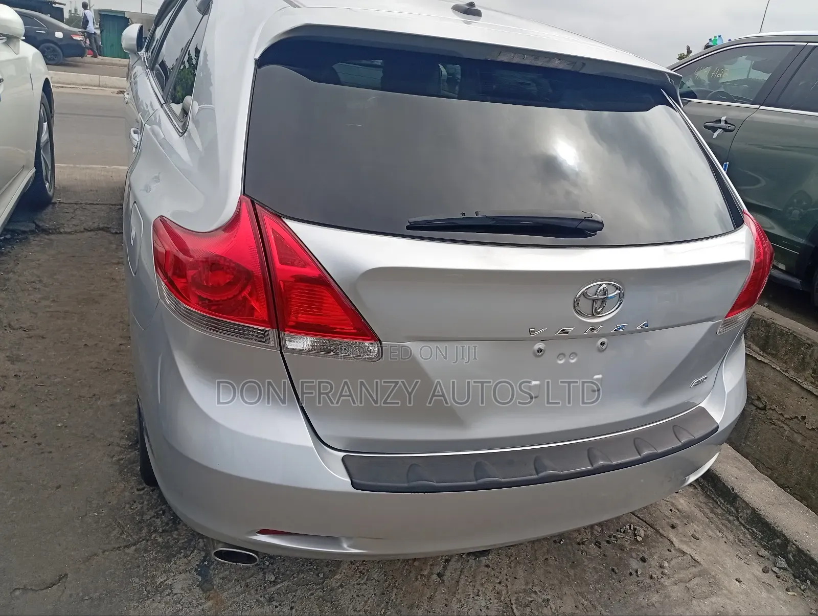 Toyota Venza V6 2010 Silver