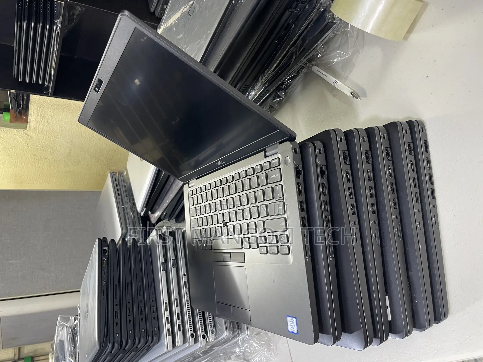 Laptop Dell Latitude 5400 8GB Intel Core i5 SSD 256GB